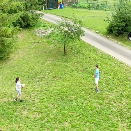 Idyllic Retreat Next To An Elven Forest Apartamento Gozd Martuljek