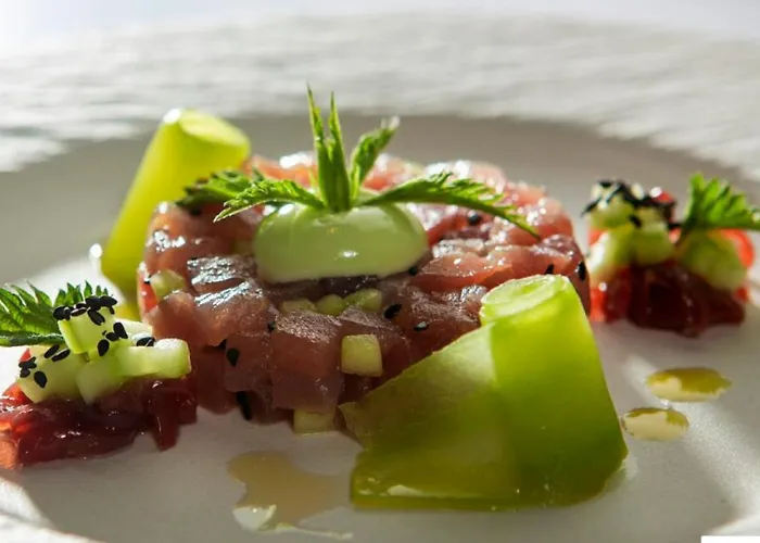 Idyllic Retreat Next To An Elven Forest דירה