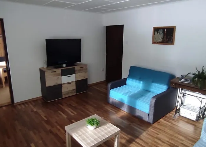 Idyllic Retreat Next To An Elven Forest דירה גוזד מרטולז'ק