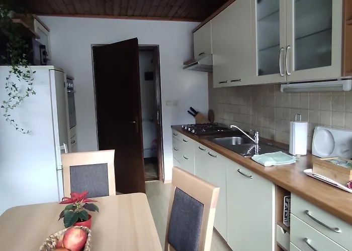 דירה Idyllic Retreat Next To An Elven Forest גוזד מרטולז'ק